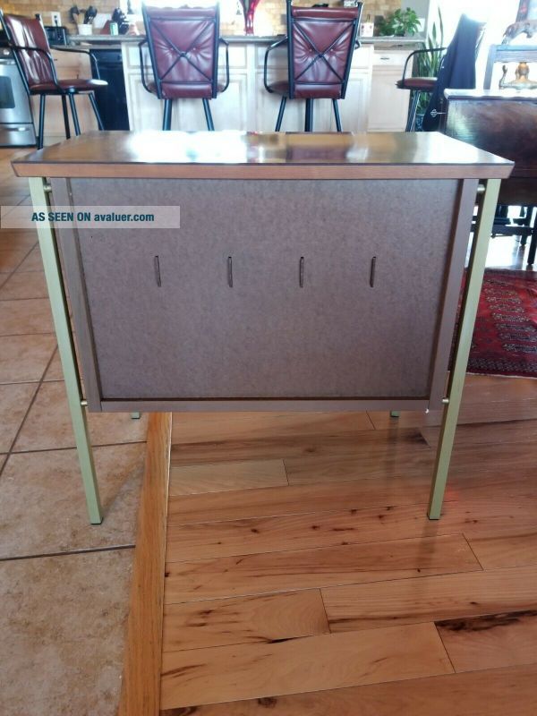 Lu Van Inc Record Cabinetnull