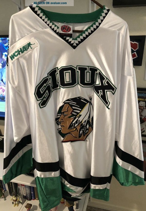 University Of North Dakota Vintage Fighting Sioux Hockey Jersey Sweater ...