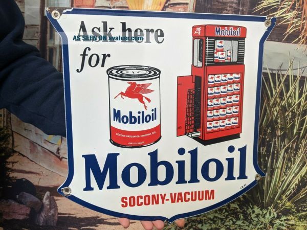OLD VINTAGE DATED 1951 MOBILOIL SERVICE PORCELAIN ENAMEL GAS PUMP SIGN ...
