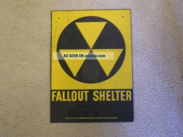 1950 ' s Cold War Fallout Shelter Metal Sign