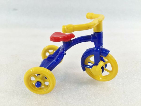 Renwall Vintage Renwall Dollhouse Miniature Accessory Tricycle 7 Blue/Yellow ...